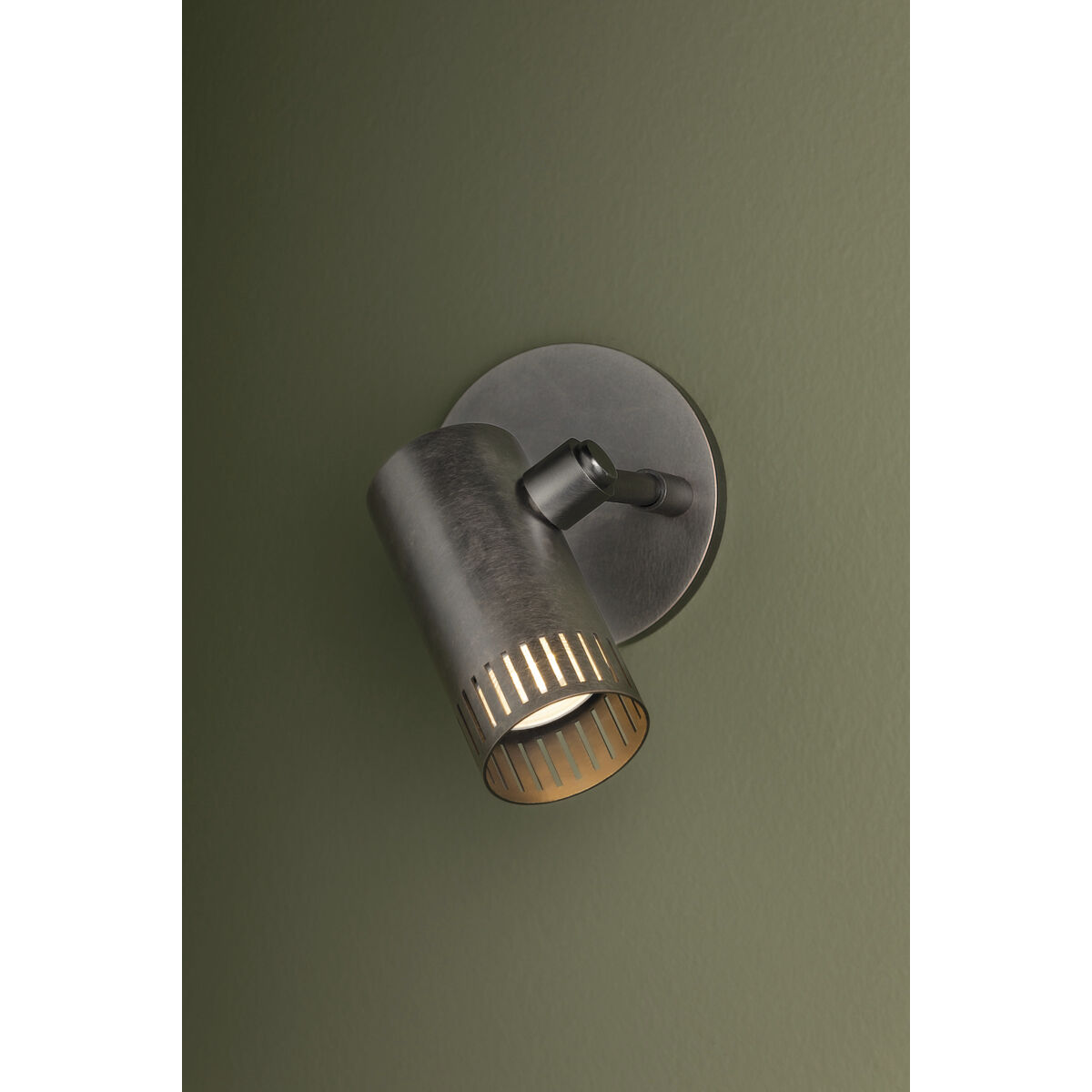 Arrow 1 Light 4.75 inch Vintage Pewter Wall Sconce Wall Light