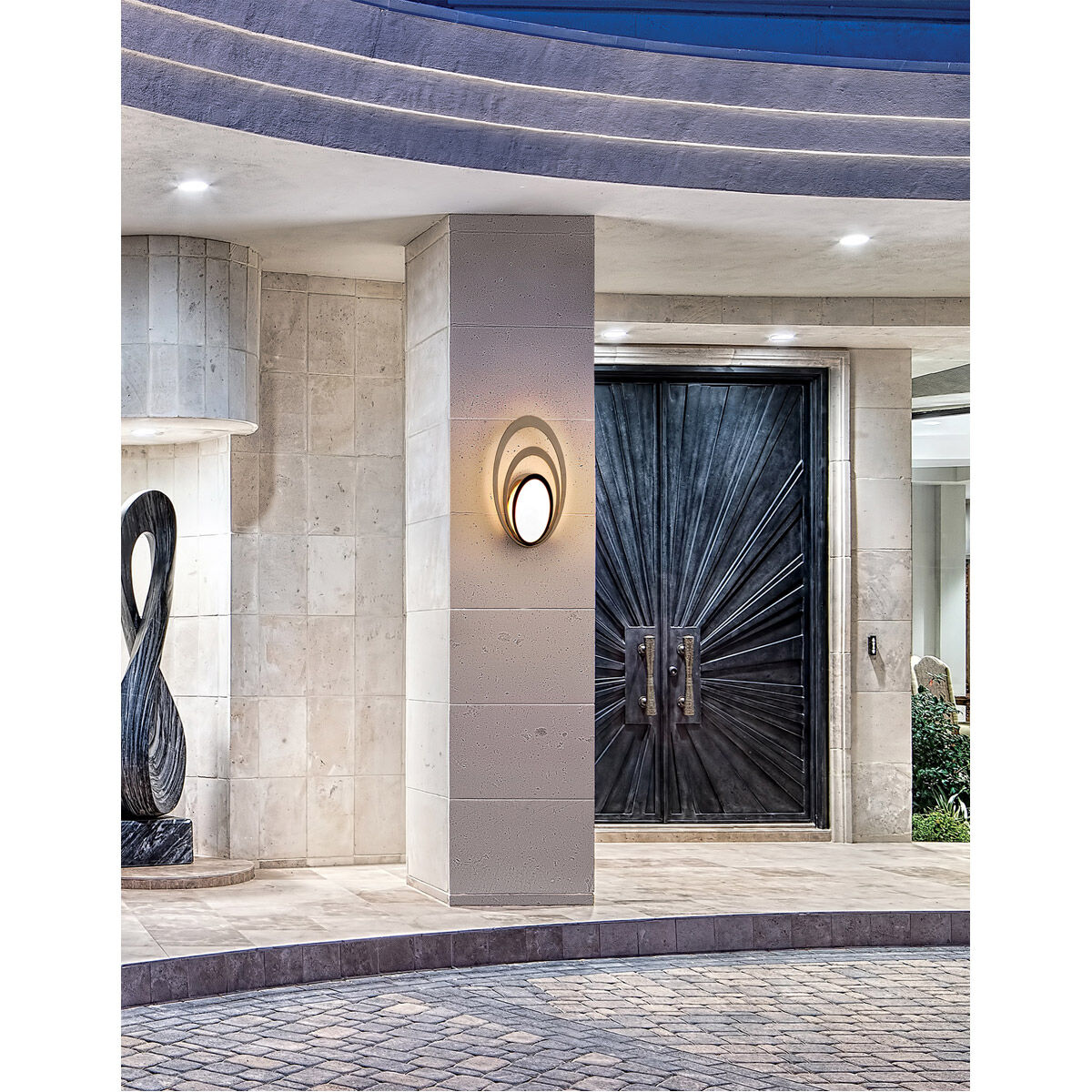 Stratus Outdoor Wall Sconce